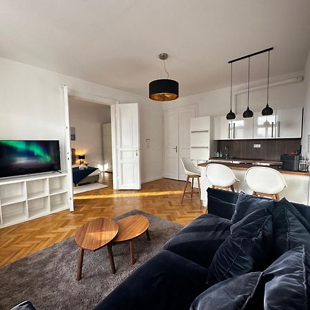 Luxury 3 Bedroom Apartment Near Schoenbrunn Palace Vienna Exterior photo